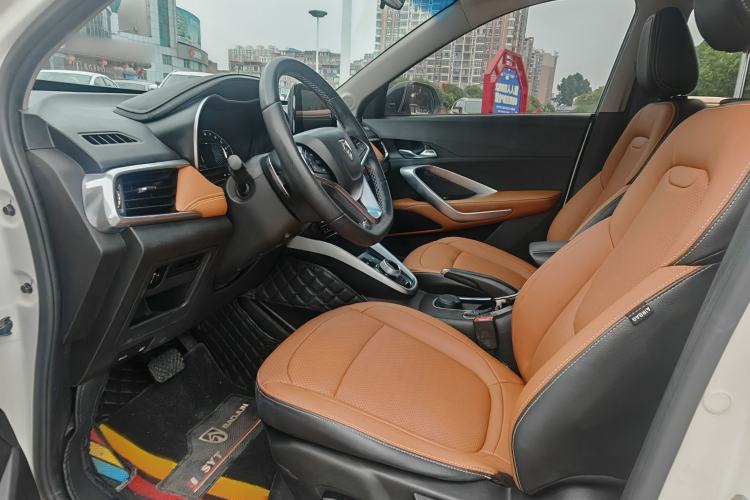Used Baojun 510 2017 1.5L Automatic Luxury Model Interior 2