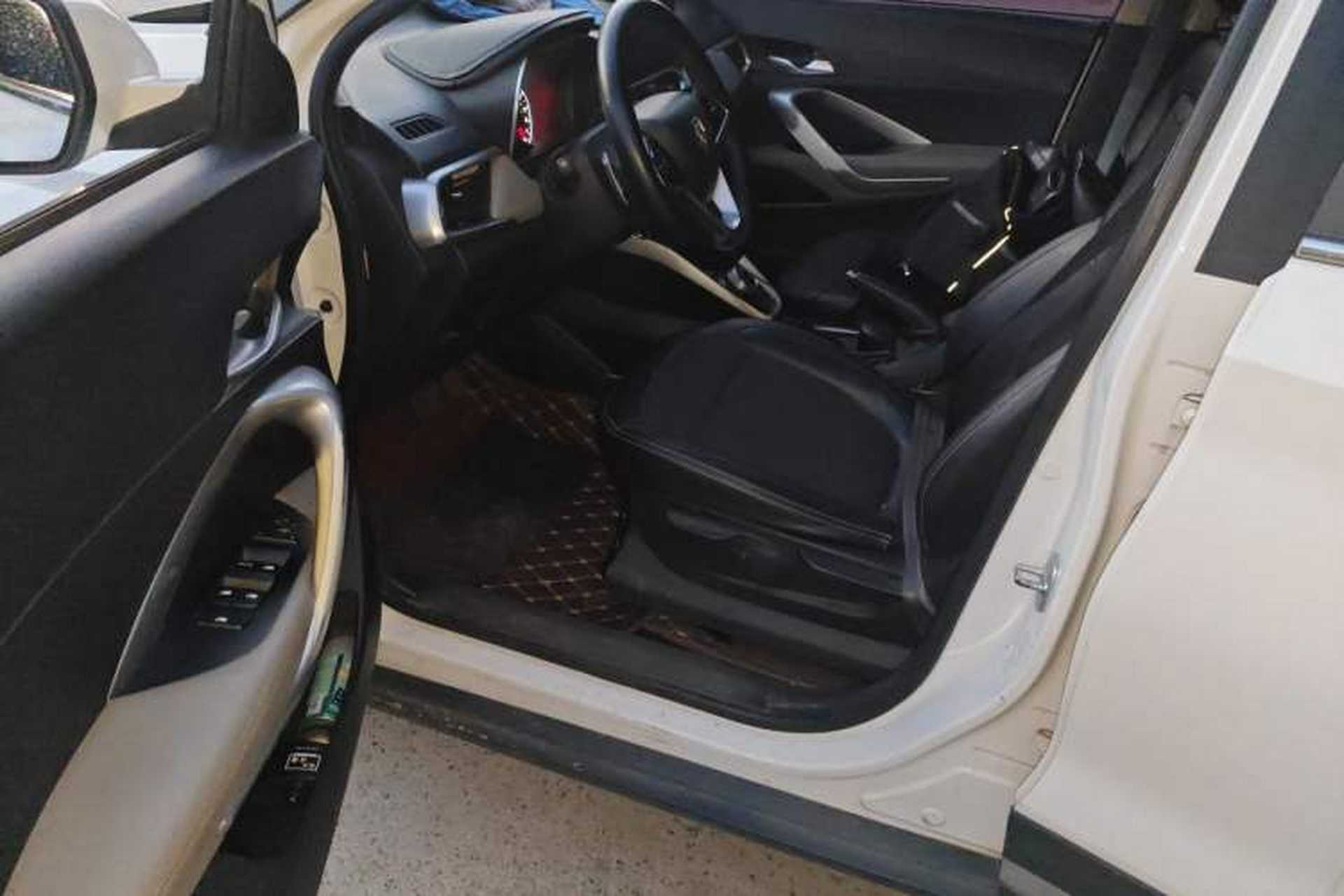 Used Baojun 510 2017 1.5L Automatic Fashion Model Interior 3