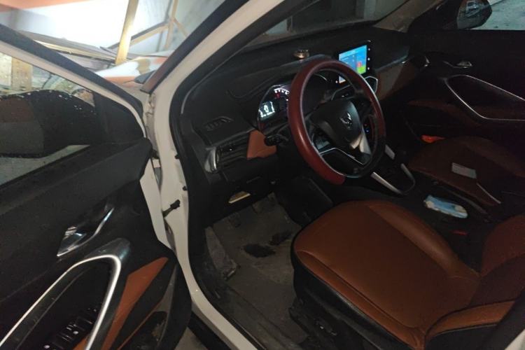 Used Baojun 510 2017 1.5L Manual Luxury Model Interior 3