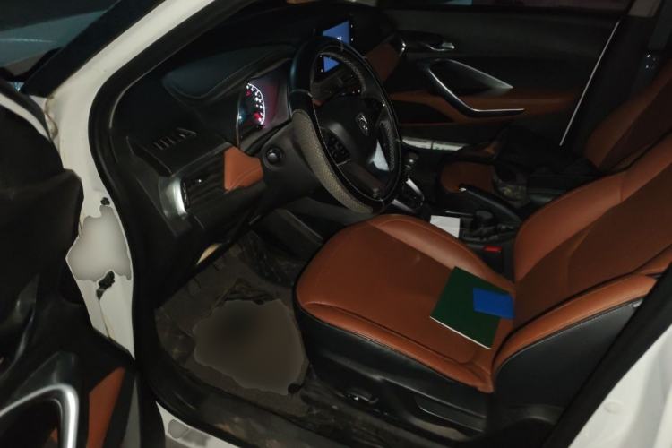 Used Baojun 510 2017 1.5L Manual Luxury Model Interior 3