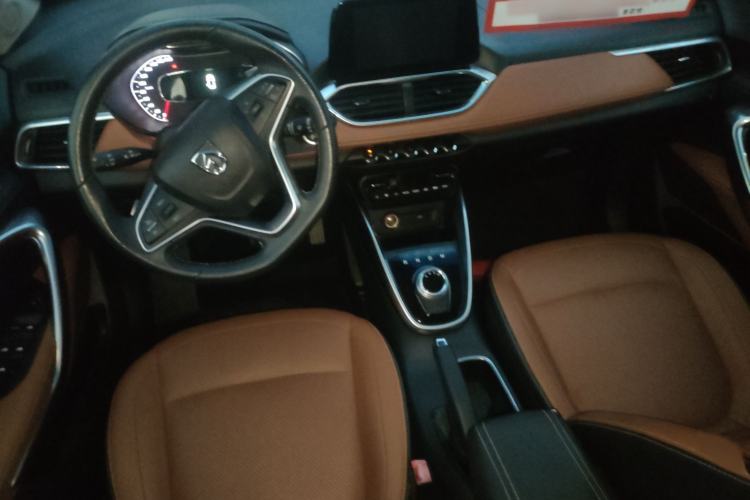 Used Baojun 510 2017 1.5L Automatic Luxury Model Interior 4
