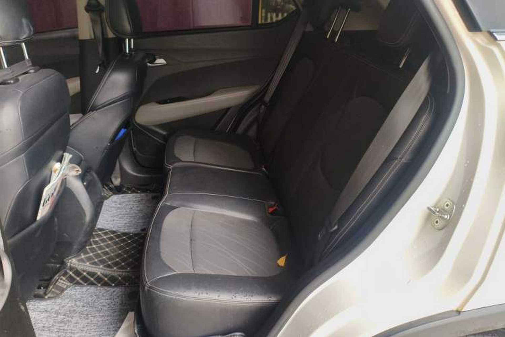 Used Baojun 510 2017 1.5L Automatic Fashion Model Interior 4