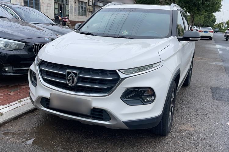Used Baojun 510 2017 1.5L Automatic Luxury Model Guazi used car, China used car export, Used car for sale, Used Baojun cars, Cheapest cars for sale