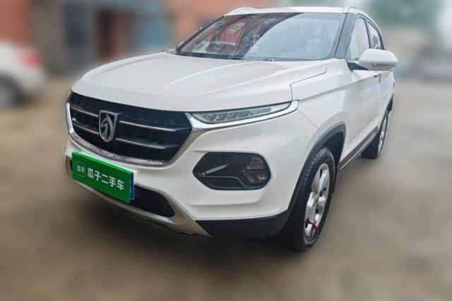 Used Baojun 510 2017 1.5L manual Comfort trim