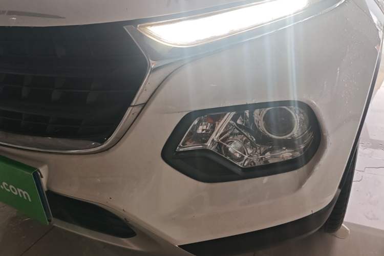 Used Baojun 510 2017 1.5L manual Comfort trim Left Front Headlight