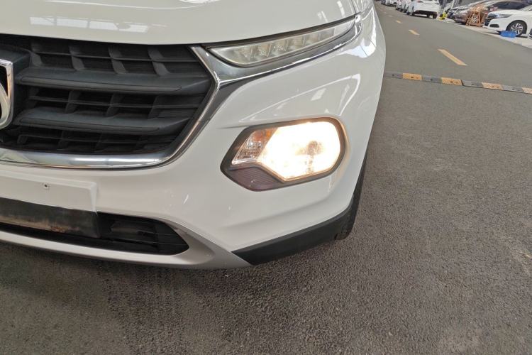 Used Baojun 510 2017 1.5L manual Comfort trim Left Front Headlight