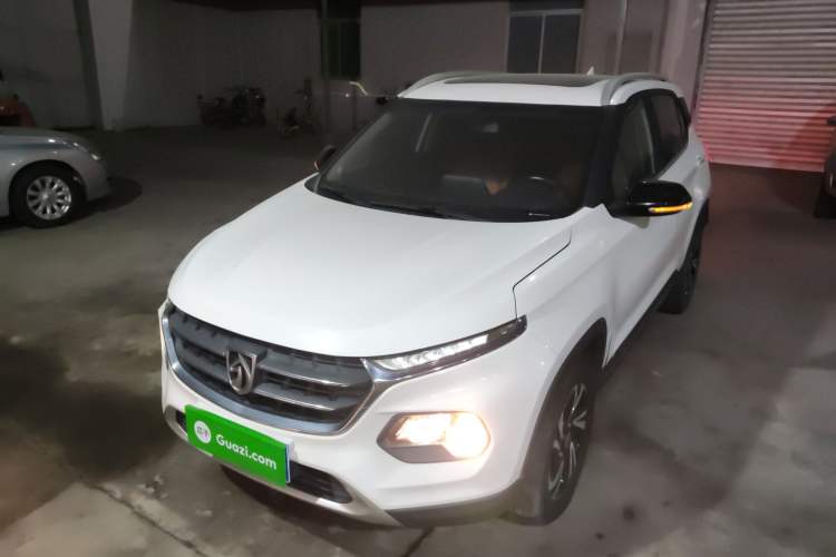 Used Baojun 510 2017 1.5L Automatic Luxury Model Left Front Headlight