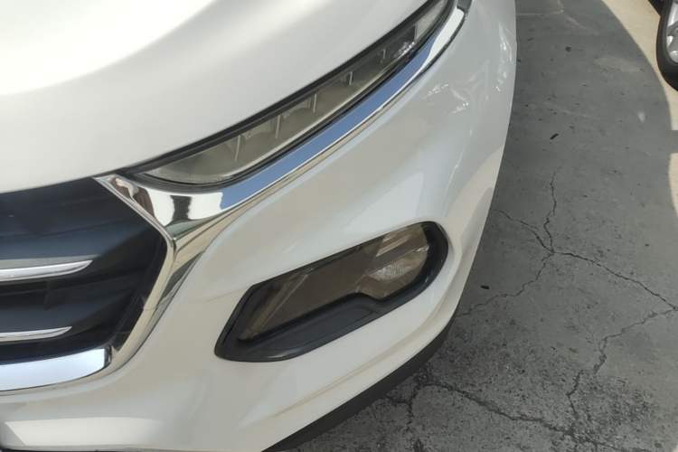 Used Baojun 510 2017 1.5L Automatic Luxury Model Left Front Headlight