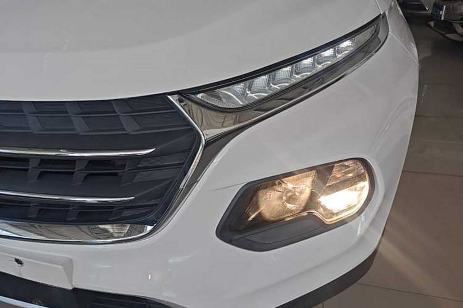 Used Baojun 510 2017 1.5L Automatic Luxury Model Left Front Headlight