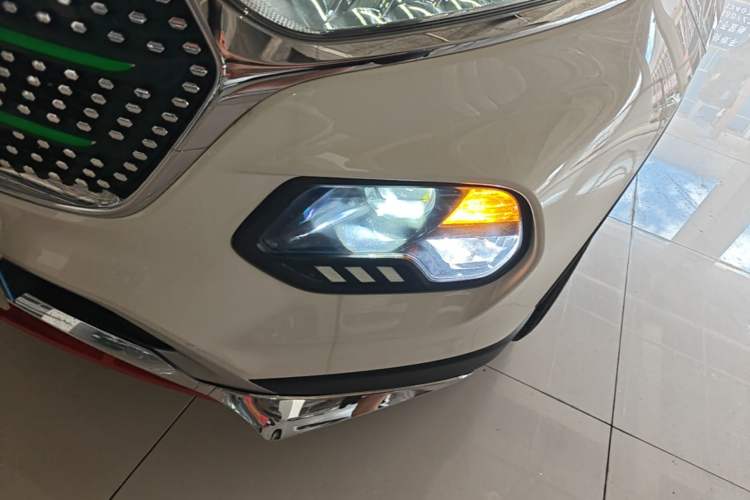 Used Baojun 510 2017 1.5L Automatic Luxury Model Left Front Headlight