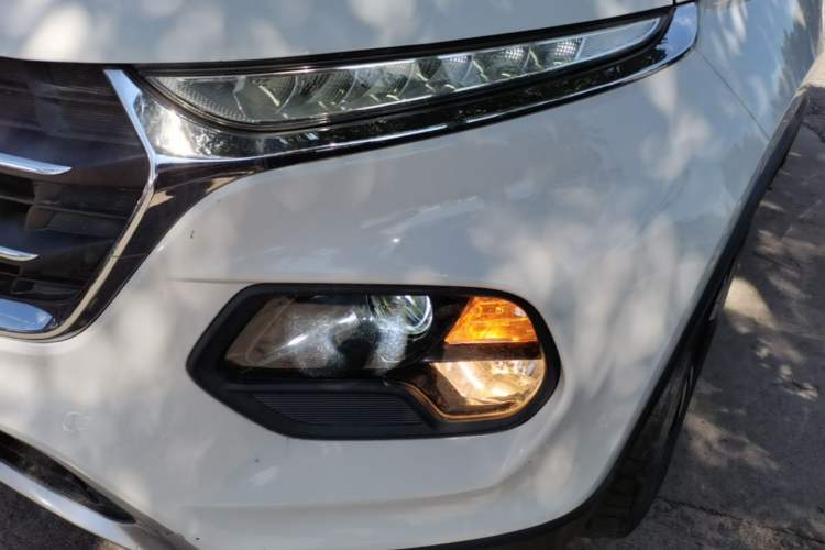 Used Baojun 510 2017 1.5L Manual Luxury Model Left Front Headlight