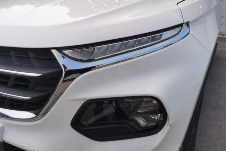 Used Baojun 510 2017 1.5L Automatic Luxury Model Left Front Headlight