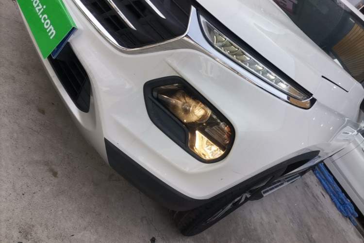 Used Baojun 510 2017 1.5L Automatic Luxury Model Left Front Headlight