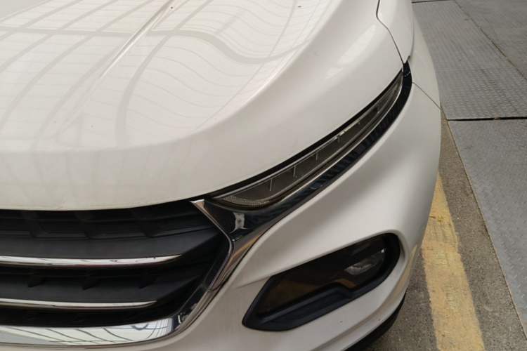 Used Baojun 510 2017 1.5L Manual Fashion Model Left Front Headlight