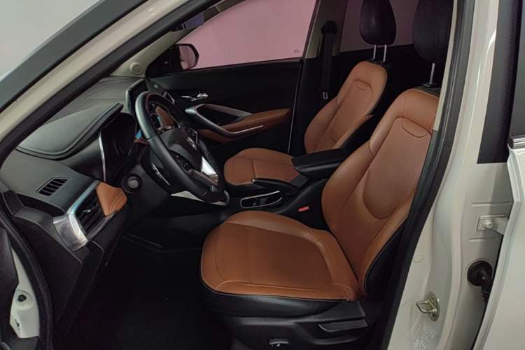 Used Baojun 510 2017 1.5L Automatic Luxury Model Left Front Seat