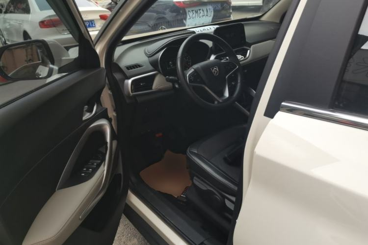 Used Baojun 510 2017 1.5L Manual Fashion Model Left Front Seat