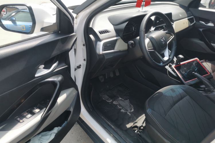 Used Baojun 510 2017 1.5L manual Comfort trim Left Front Seat