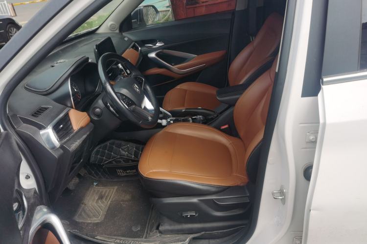 Used Baojun 510 2017 1.5L Automatic Luxury Model Left Front Seat