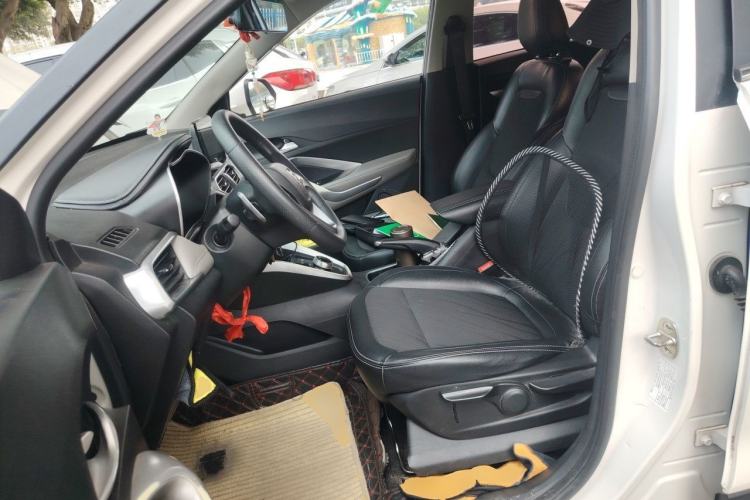 Used Baojun 510 2017 1.5L Automatic Fashion Model Left Front Seat