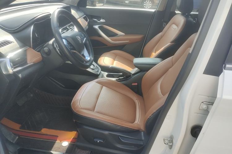Used Baojun 510 2017 1.5L Automatic Luxury Model Left Front Seat