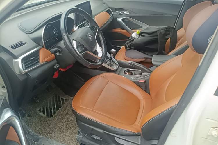 Used Baojun 510 2017 1.5L Manual Luxury Model Left Front Seat