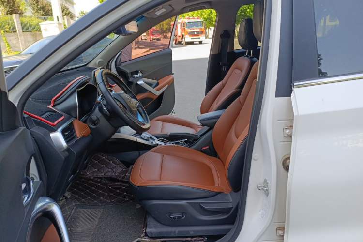 Used Baojun 510 2017 1.5L Automatic Luxury Model Left Front Seat