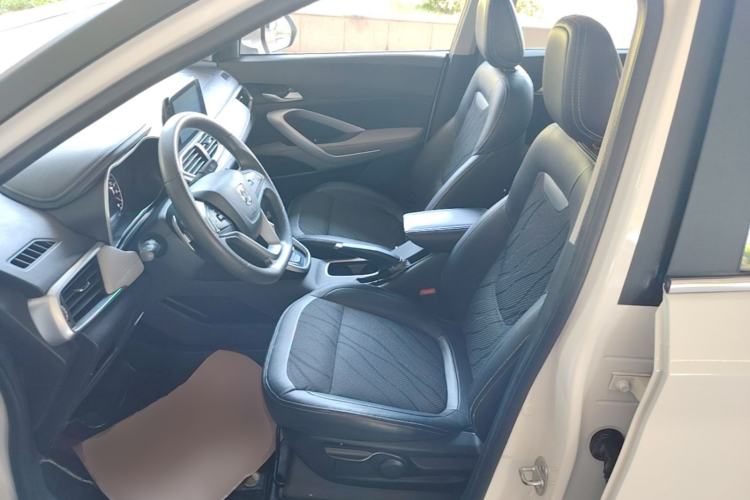 Used Baojun 510 2017 1.5L Automatic Fashion Model Left Front Seat
