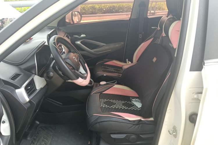 Used Baojun 510 2017 1.5L Automatic Fashion Model Left Front Seat