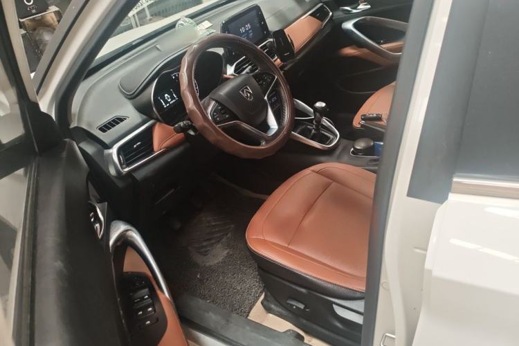 Used Baojun 510 2017 1.5L Manual Luxury Model Left Front Seat
