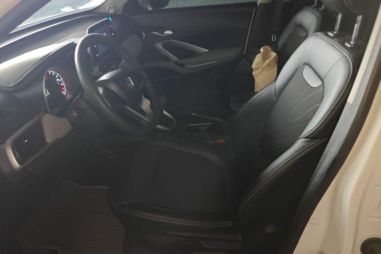 Used Baojun 510 2017 1.5L Manual Fashion Model Left Front Seat