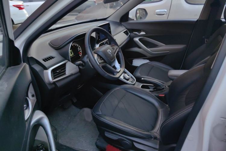 Used Baojun 510 2017 1.5L Automatic Fashion Model Left Front Seat