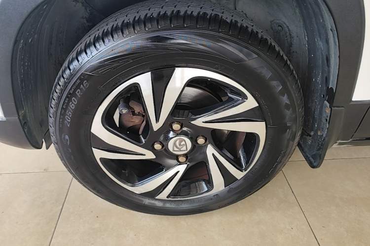 Used Baojun 510 2017 1.5L manual Comfort trim Left Front Wheel Hub