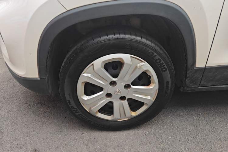 Used Baojun 510 2017 1.5L manual Comfort trim Left Front Wheel Hub
