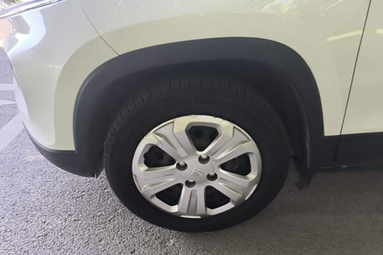 Used Baojun 510 2017 1.5L manual Comfort trim Left Front Wheel Hub