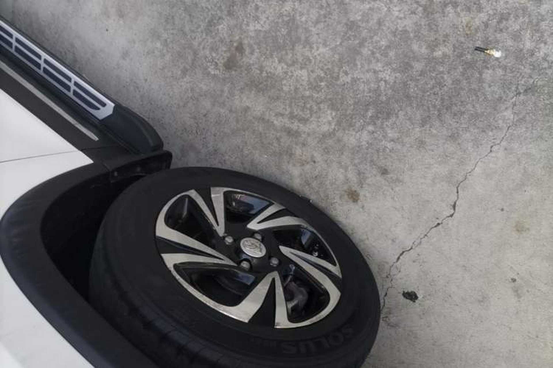 Used Baojun 510 2017 1.5L Automatic Luxury Model Left Front Wheel Hub