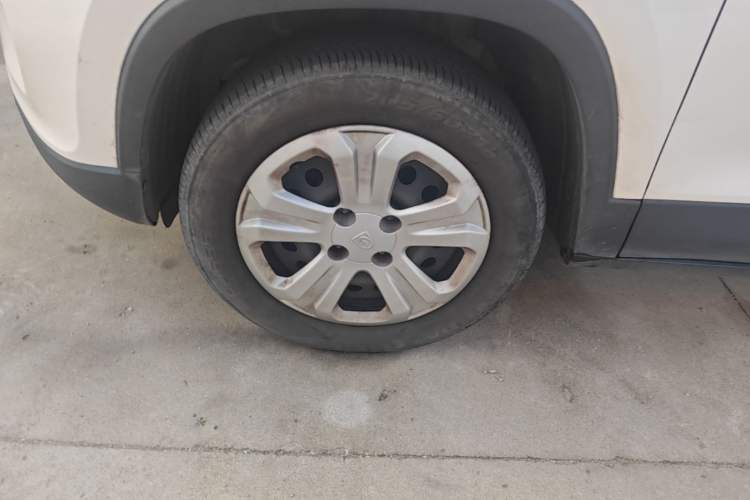 Used Baojun 510 2017 1.5L manual Comfort trim Left Front Wheel Hub