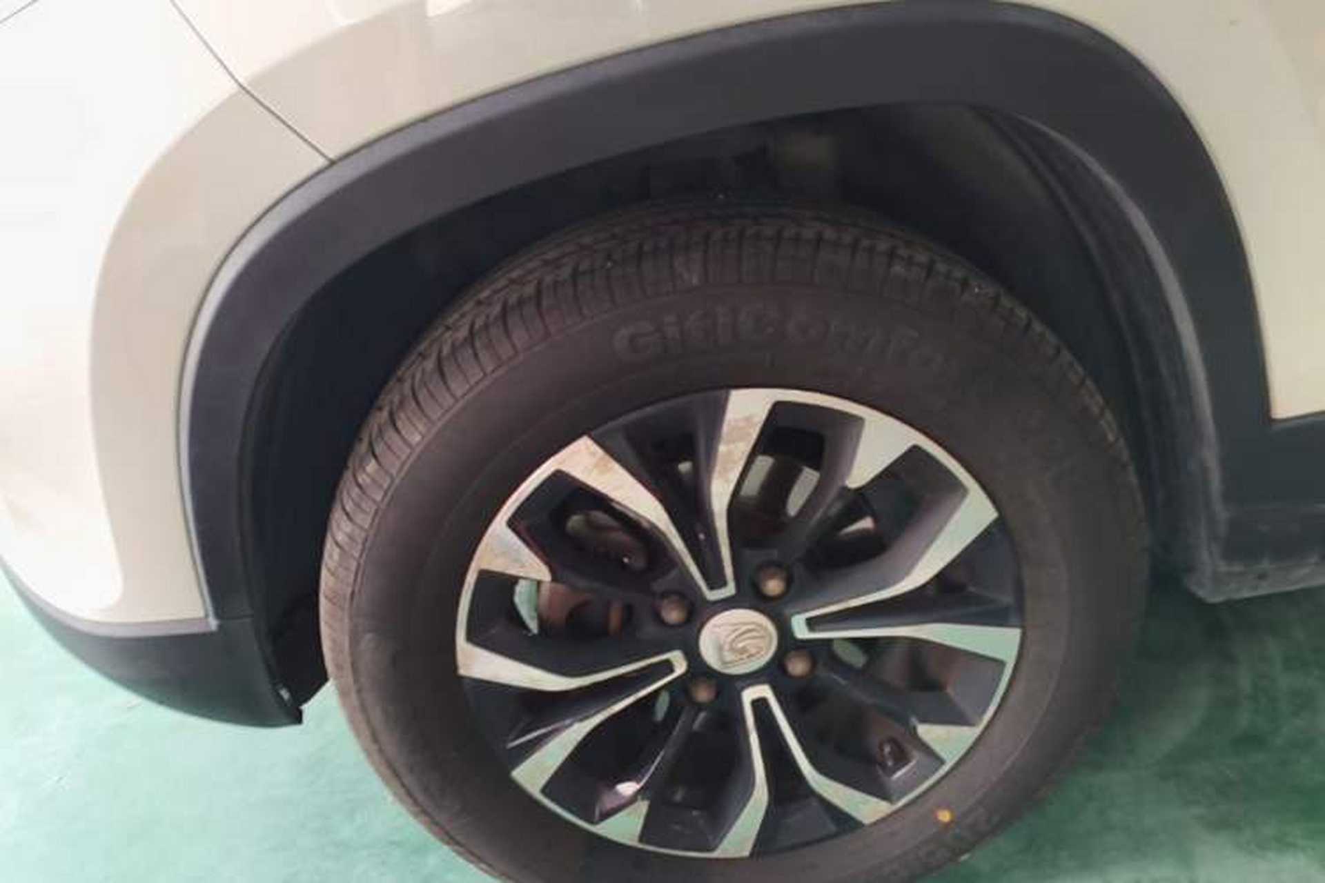 Used Baojun 510 2017 1.5L Automatic Luxury Model Left Front Wheel Hub