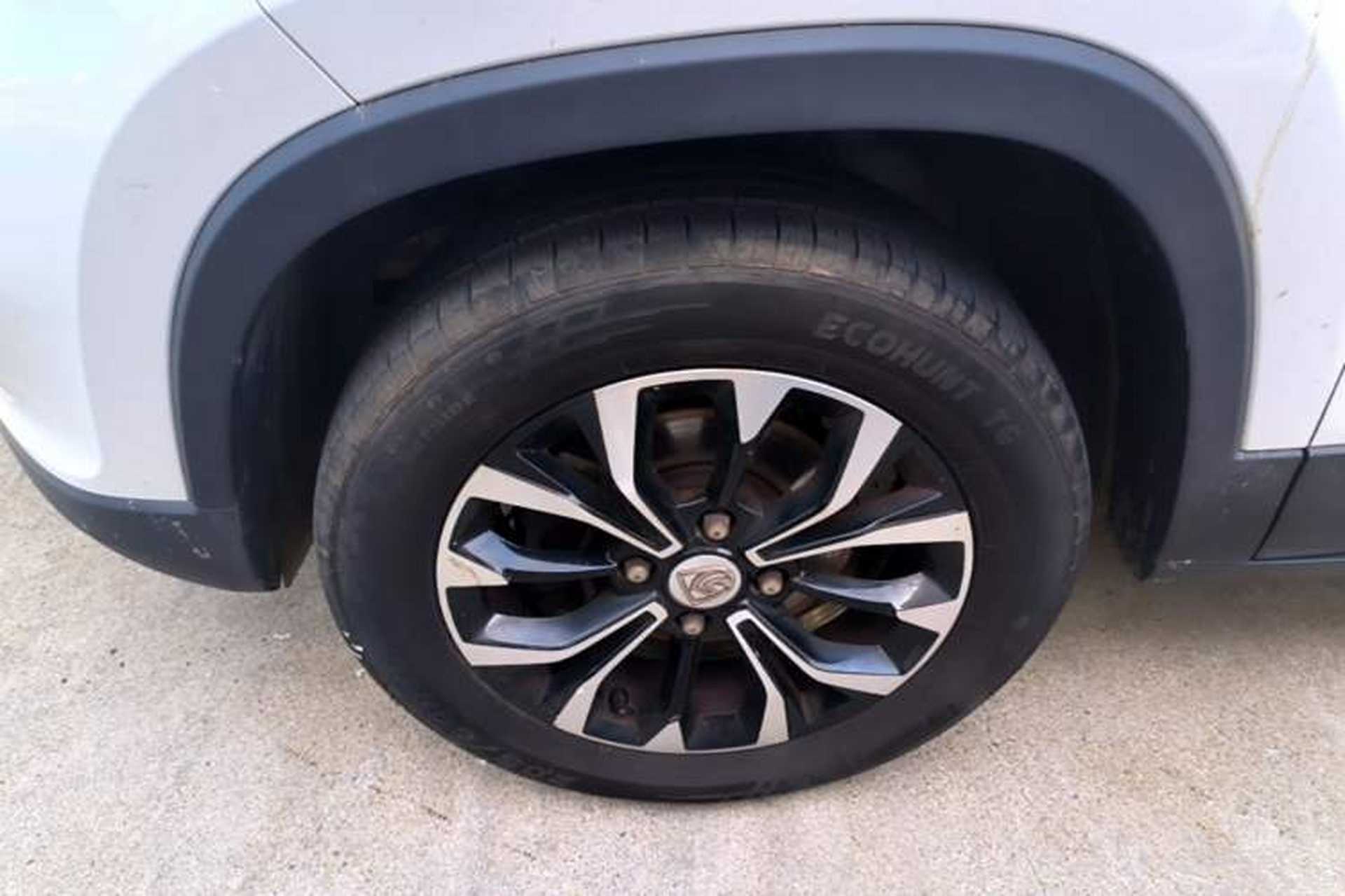 Used Baojun 510 2017 1.5L Manual Luxury Model Left Front Wheel Hub