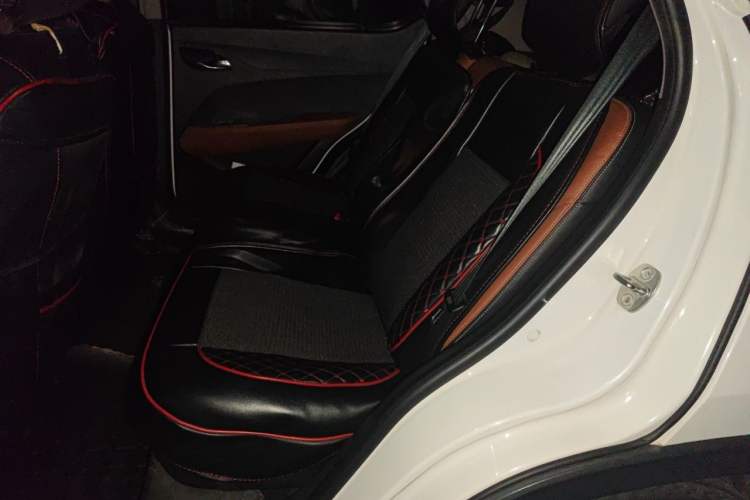 Used Baojun 510 2017 1.5L Automatic Luxury Model Left Rear Seat