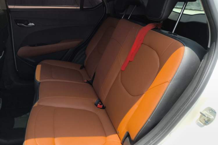 Used Baojun 510 2017 1.5L Automatic Luxury Model Left Rear Seat