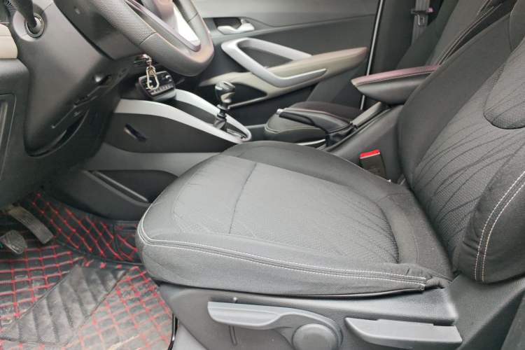 Used Baojun 510 2017 1.5L manual Comfort trim Left Rear Seat