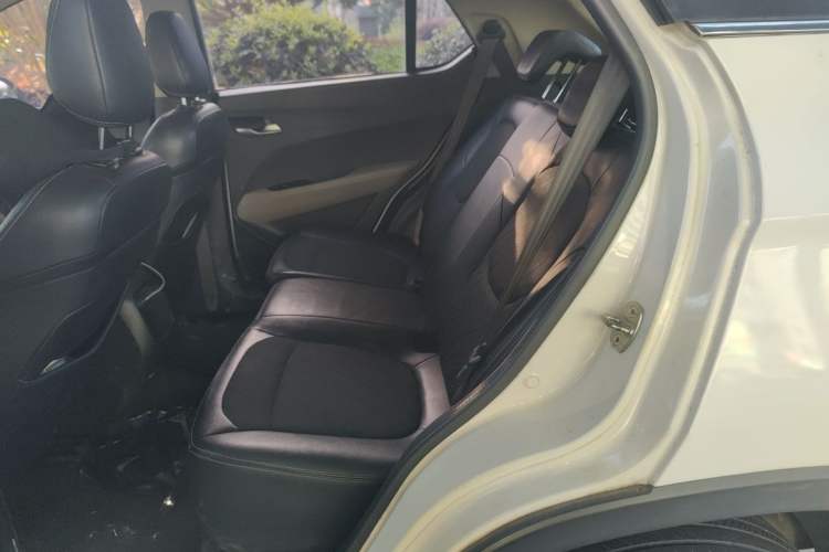 Used Baojun 510 2017 1.5L Manual Fashion Model Left Rear Seat