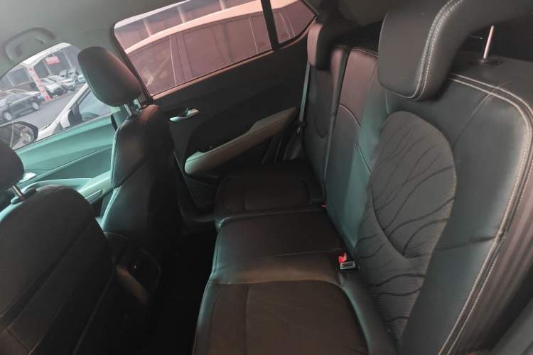 Used Baojun 510 2017 1.5L Manual Fashion Model Left Rear Seat