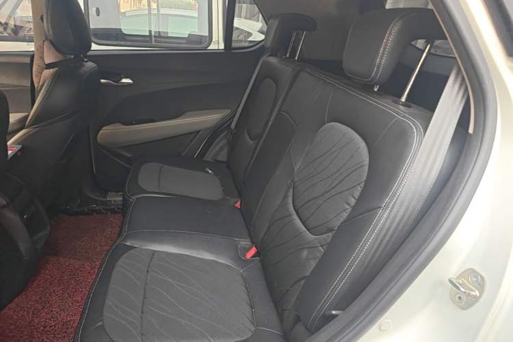 Used Baojun 510 2017 1.5L Manual Fashion Model Left Rear Seat