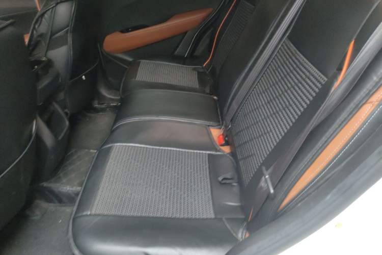 Used Baojun 510 2017 1.5L Automatic Luxury Model Left Rear Seat