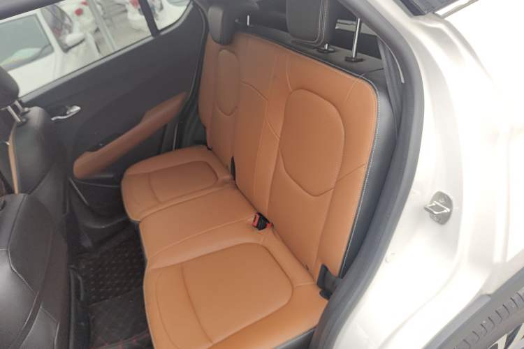 Used Baojun 510 2017 1.5L Automatic Luxury Model Left Rear Seat