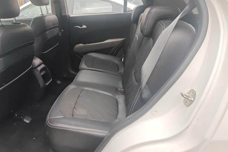 Used Baojun 510 2017 1.5L Manual Fashion Model Left Rear Seat