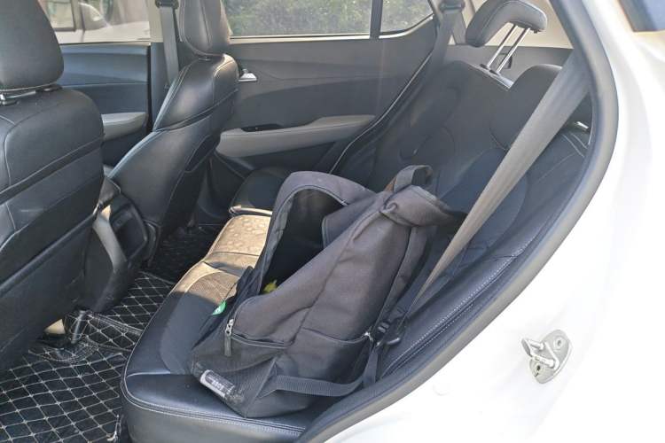 Used Baojun 510 2017 1.5L Automatic Fashion Model Left Rear Seat