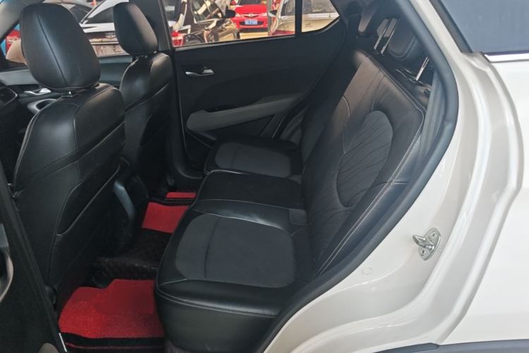 Used Baojun 510 2017 1.5L Automatic Fashion Model Left Rear Seat