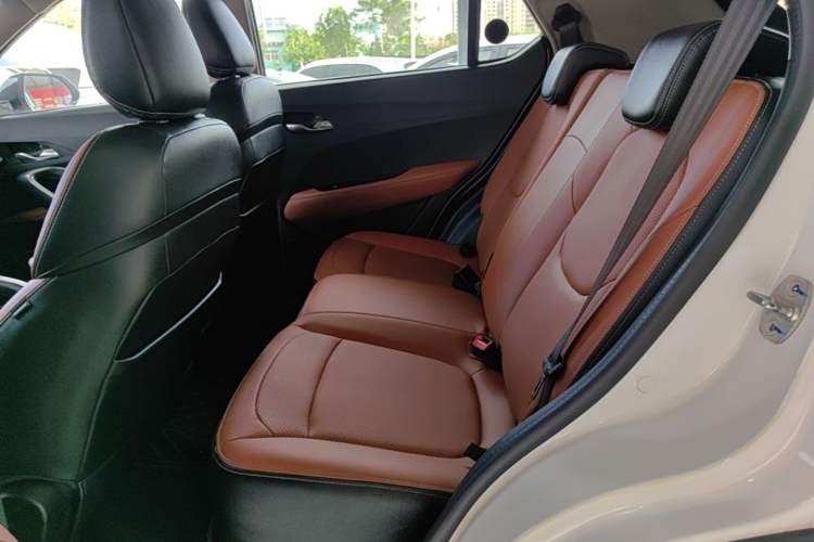 Used Baojun 510 2017 1.5L Manual Luxury Model Left Rear Seat